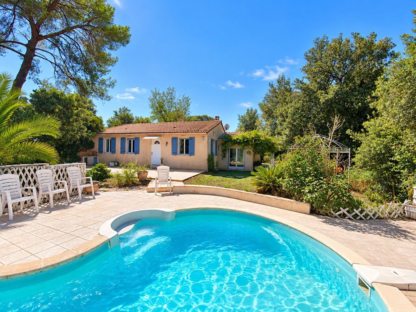 Maison à vendre, 107m², Roquefort-les-Pins