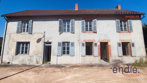 Maison 7 pièces 170 m² · à Molles · 170 m² · 66 000 €