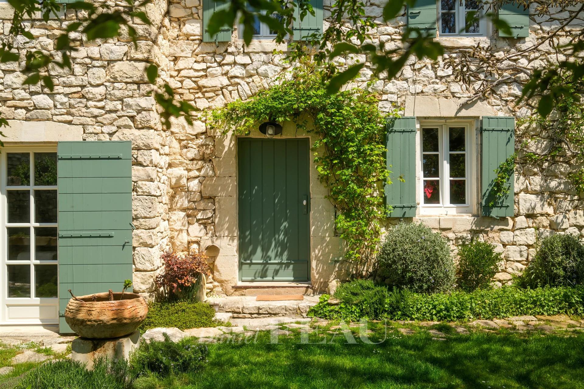 Maison à vendre, 168m², Murs