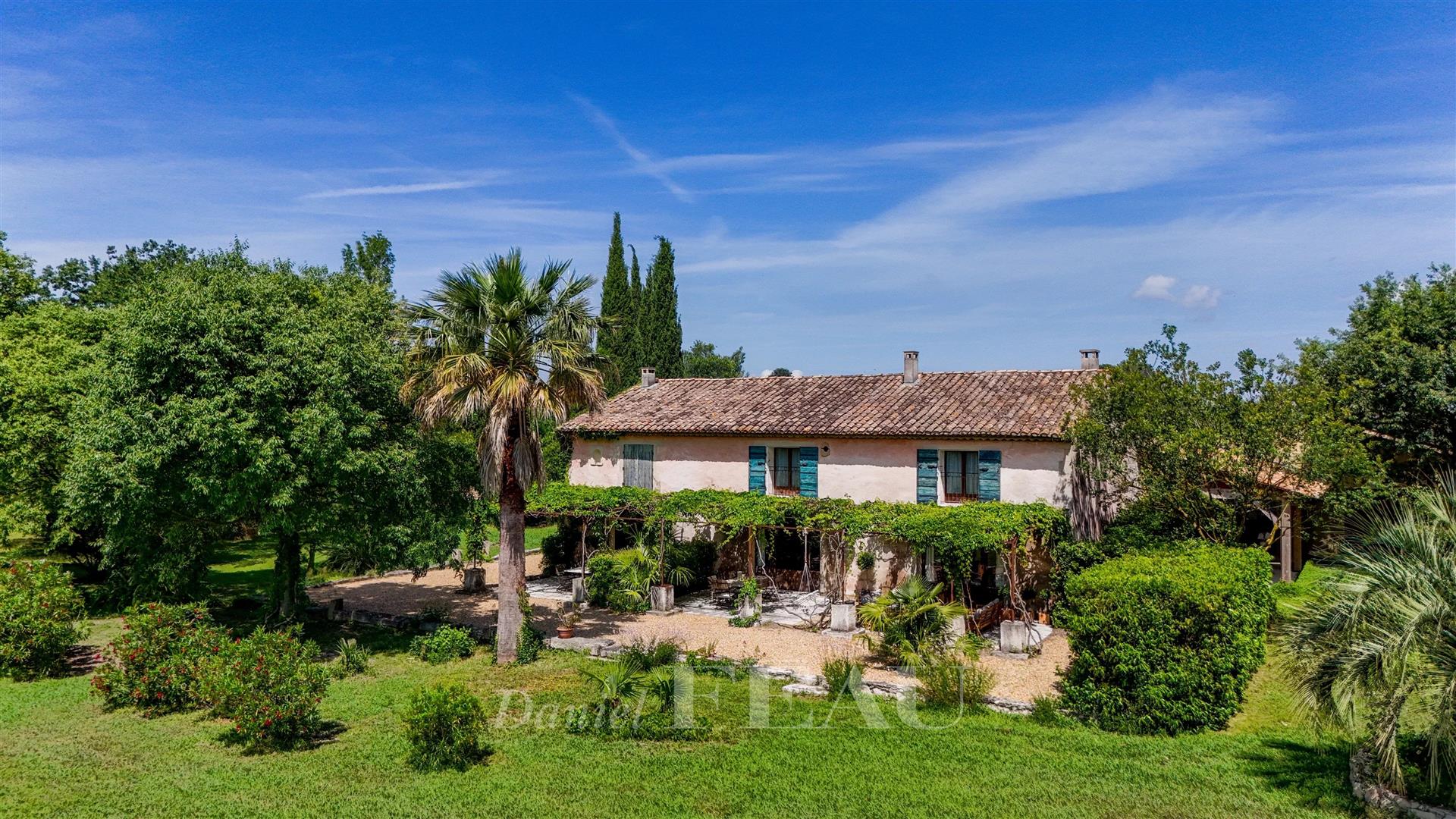 Maison à vendre, 270m², Saint-Rémy-de-Provence