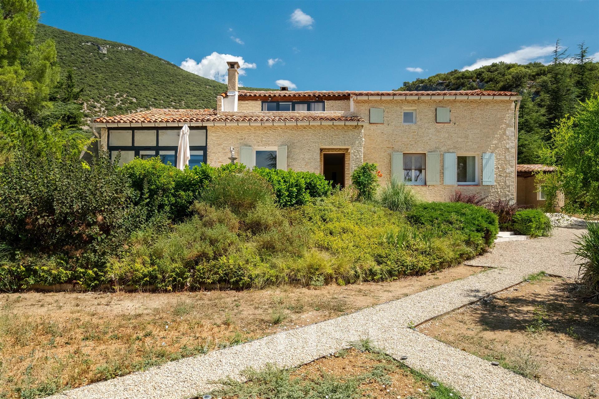 Maison à vendre, 235m², Rustrel