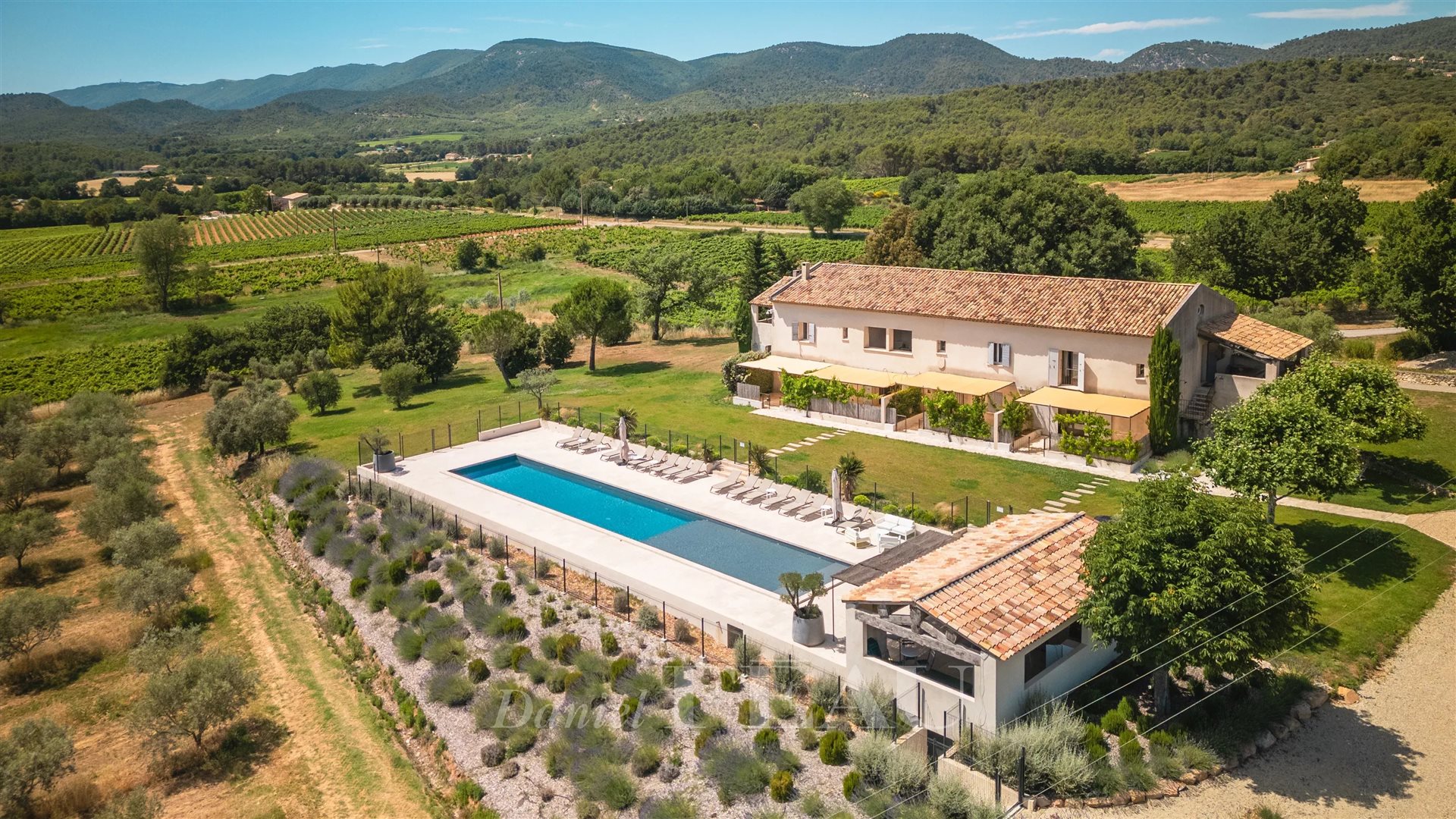 Maison à vendre, 480m², La Bastide-des-Jourdans