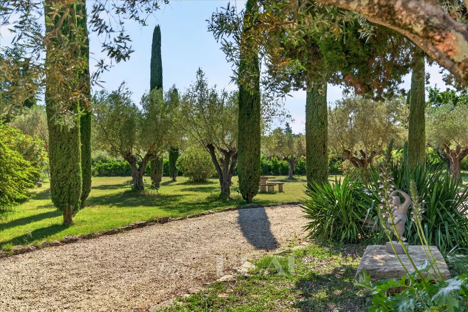Maison à vendre, 580m², Grignan
