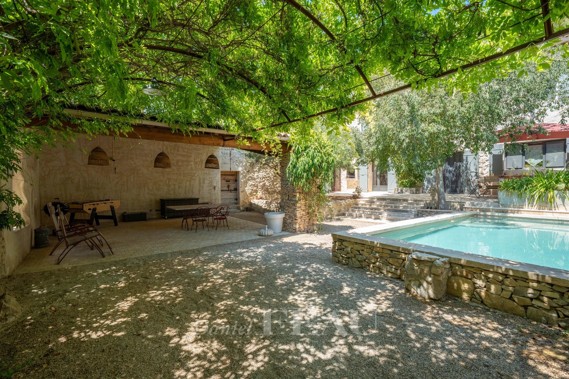 Maison à vendre, 328m², Boulbon