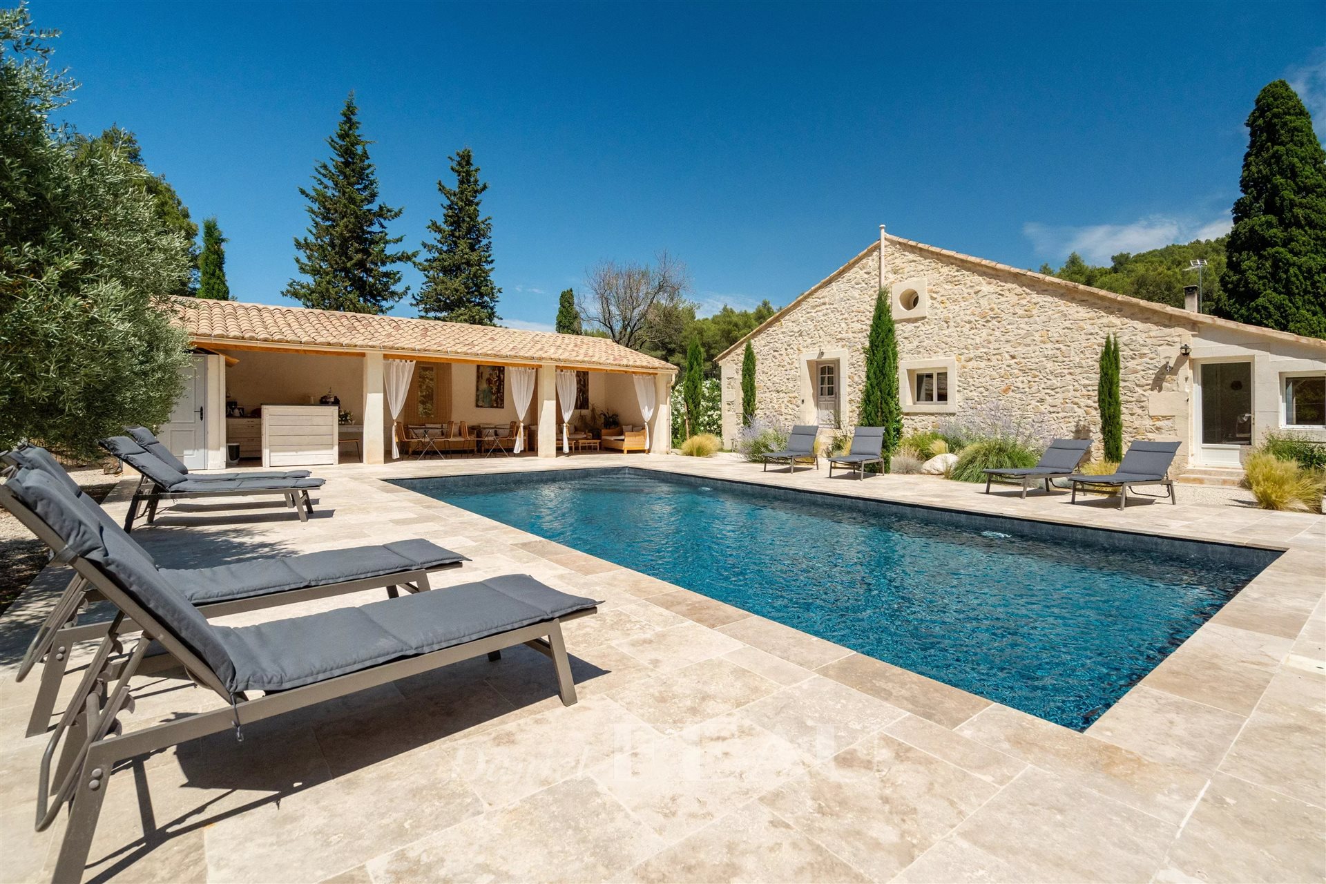 Maison à vendre, 373m², Saint-Etienne-du-Grès