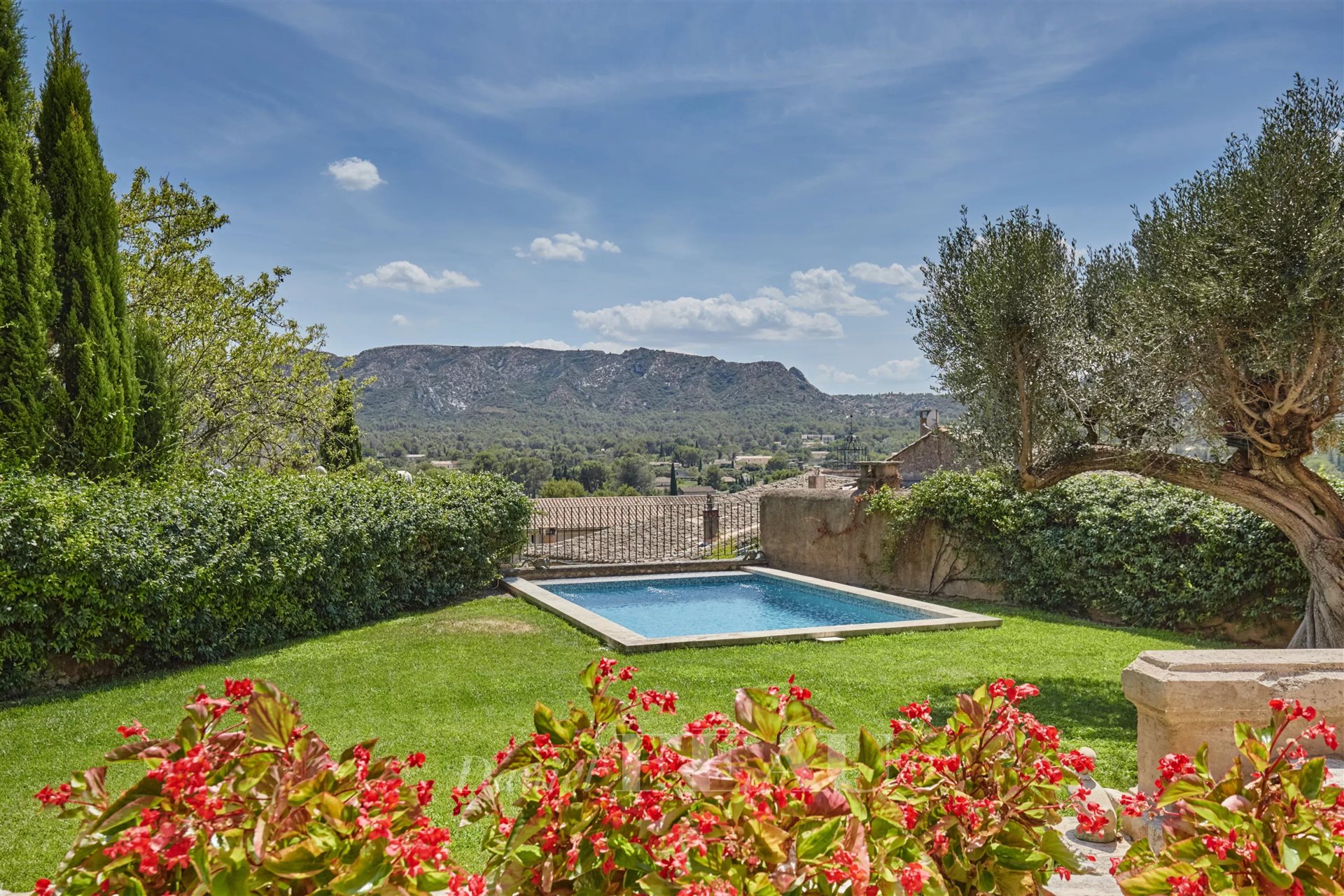 Maison à vendre, 468m², Eygalières
