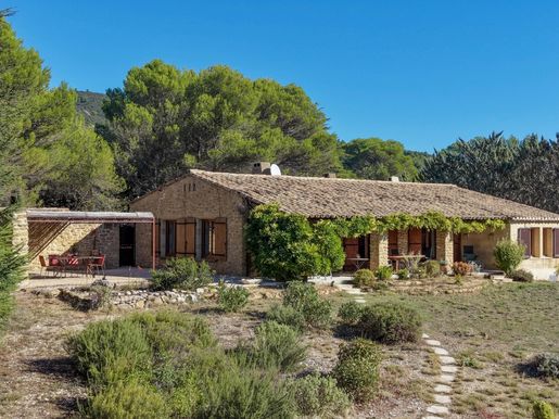 Maison 4 pièces 125 m² · à Puget · 125 m² · 750 000 €