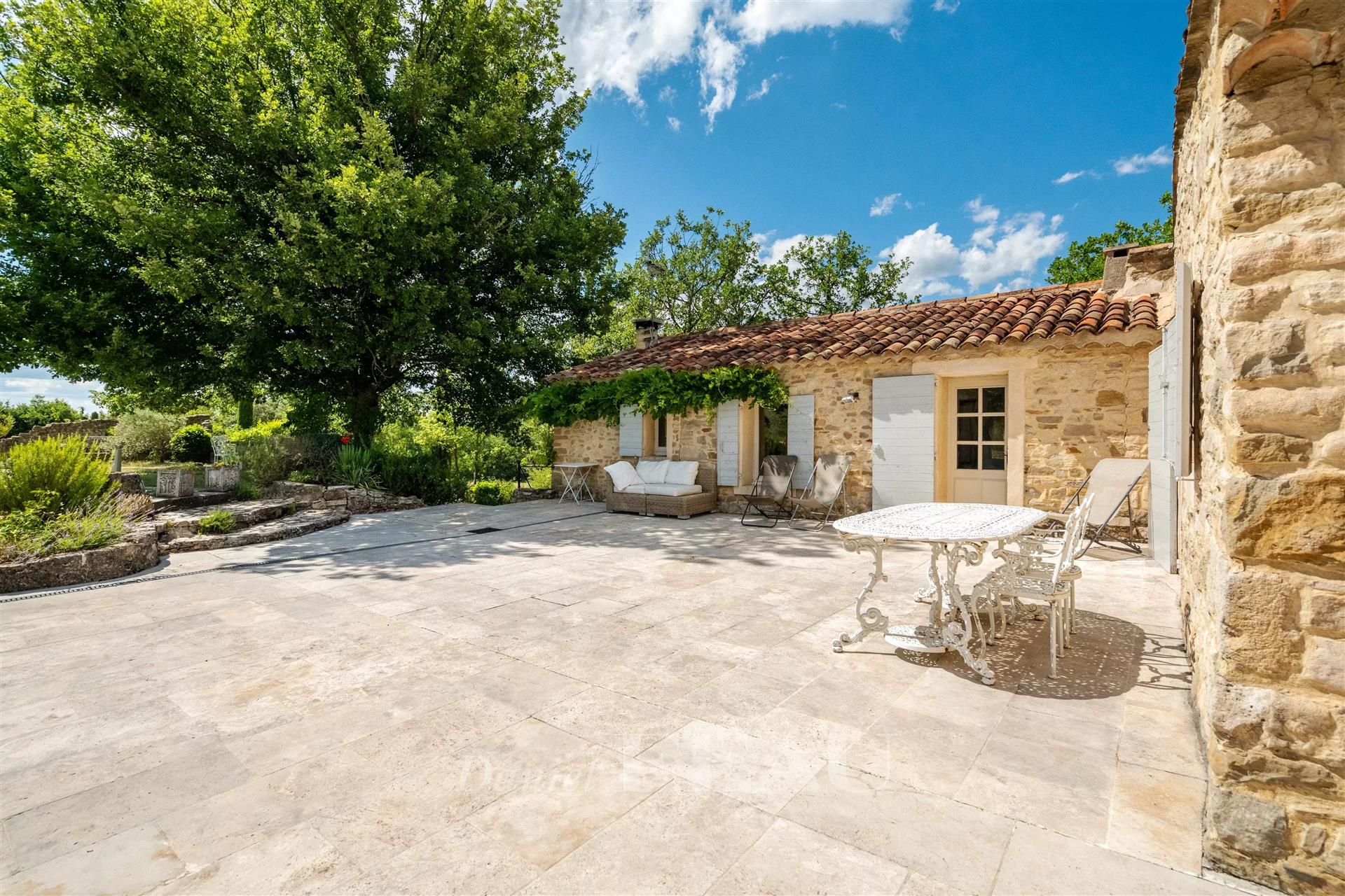 Maison à vendre, 249m², Céreste-en-Luberon