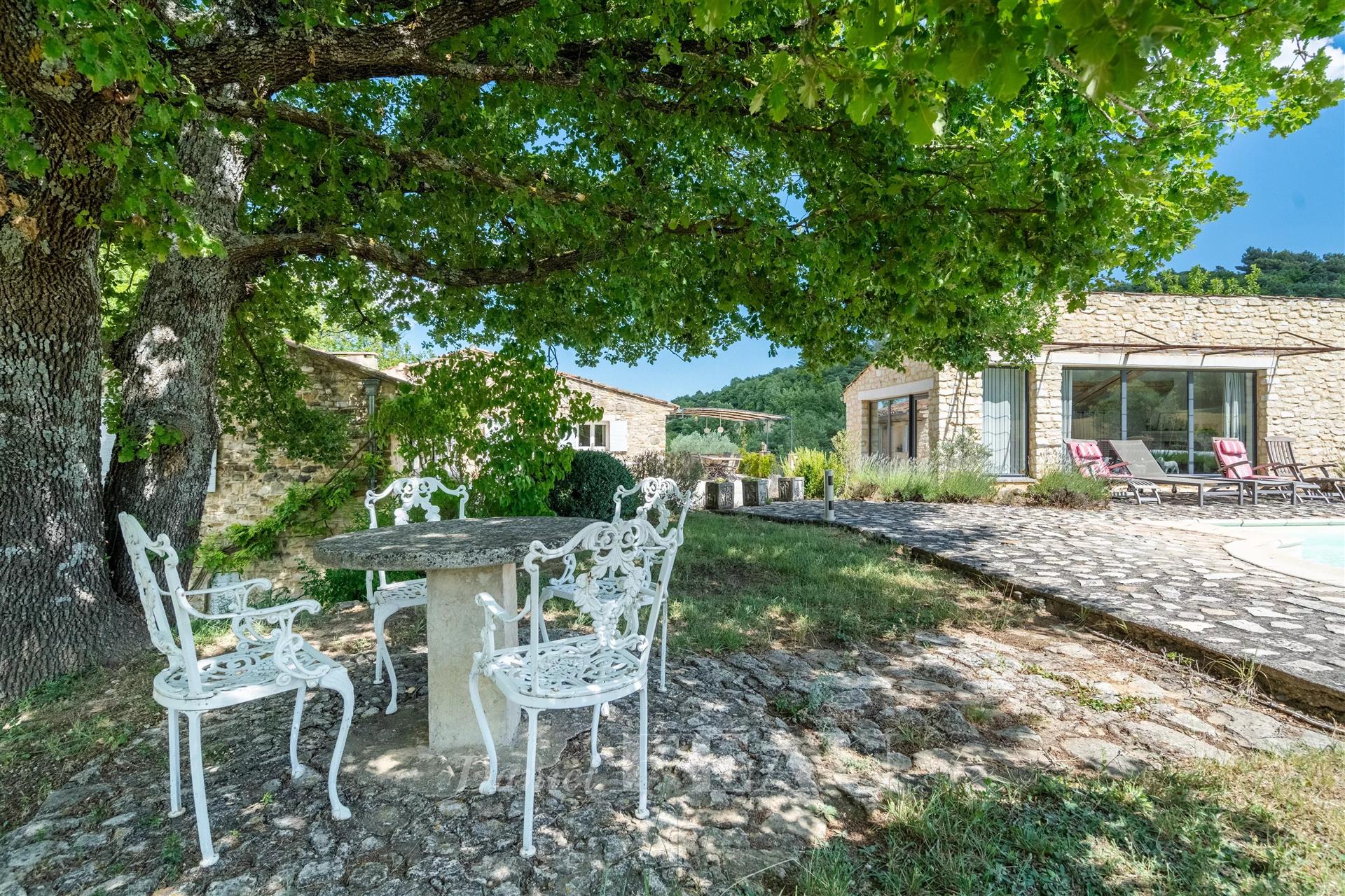Maison à vendre, 249m², Céreste-en-Luberon