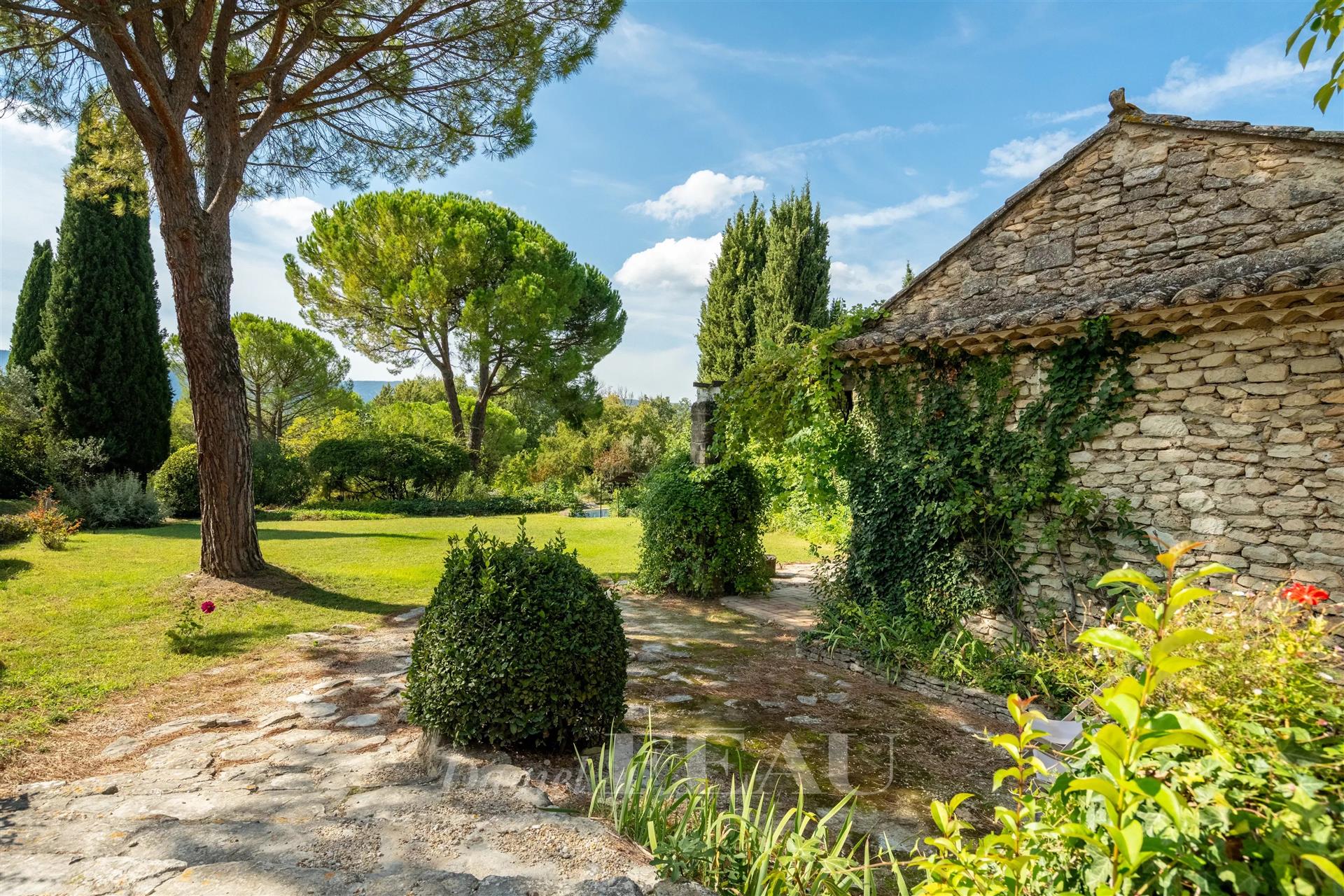 Maison à vendre, 320m², Gordes