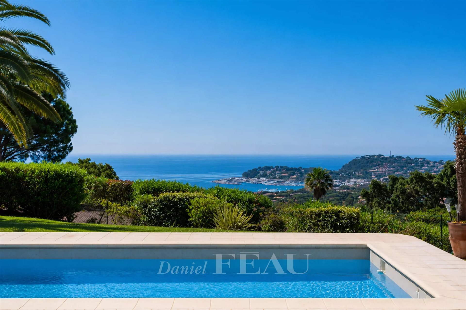 Maison à vendre, 495m², Cavalaire-sur-Mer