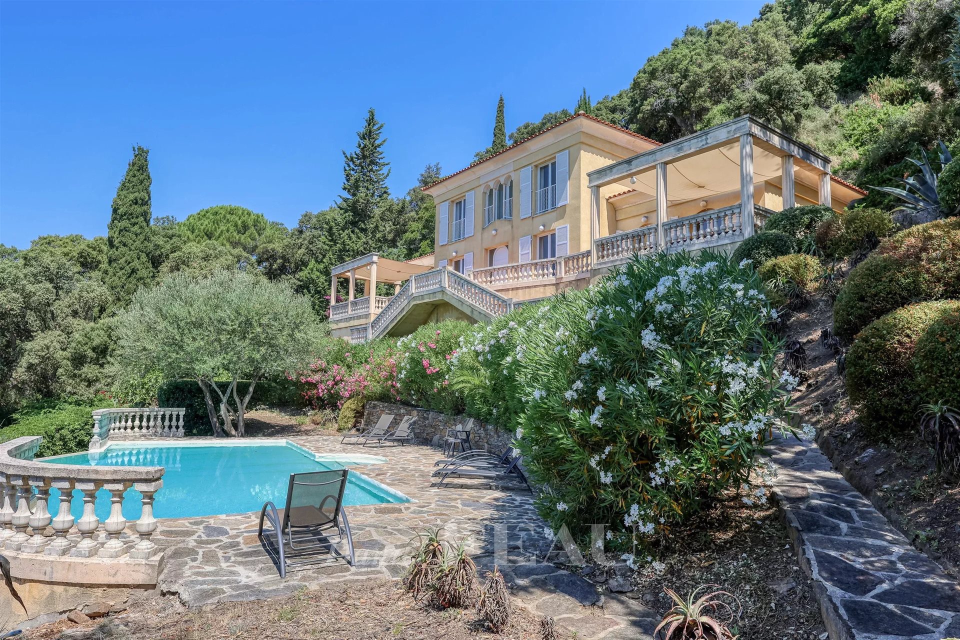 Maison à vendre, 190m², Rayol-Canadel-sur-Mer
