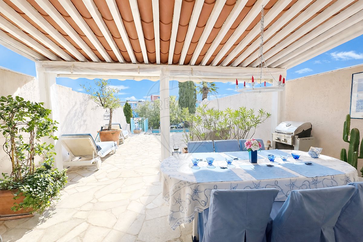 Maison à vendre, 75m², Grimaud
