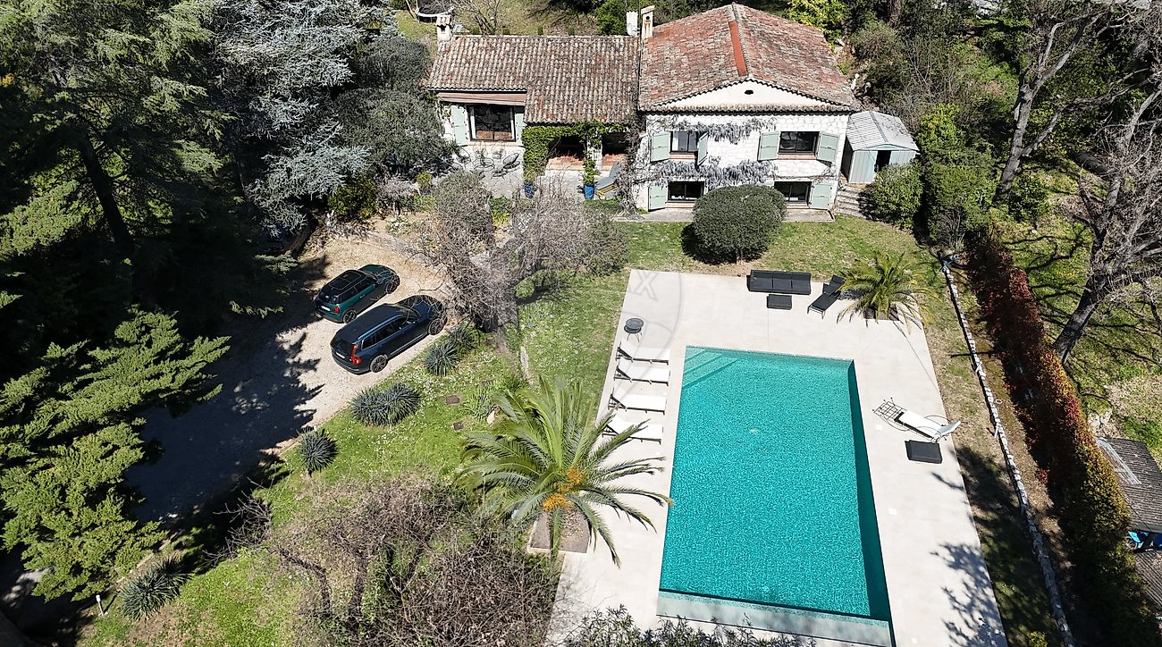 Maison à vendre, 208m², Roquefort-les-Pins