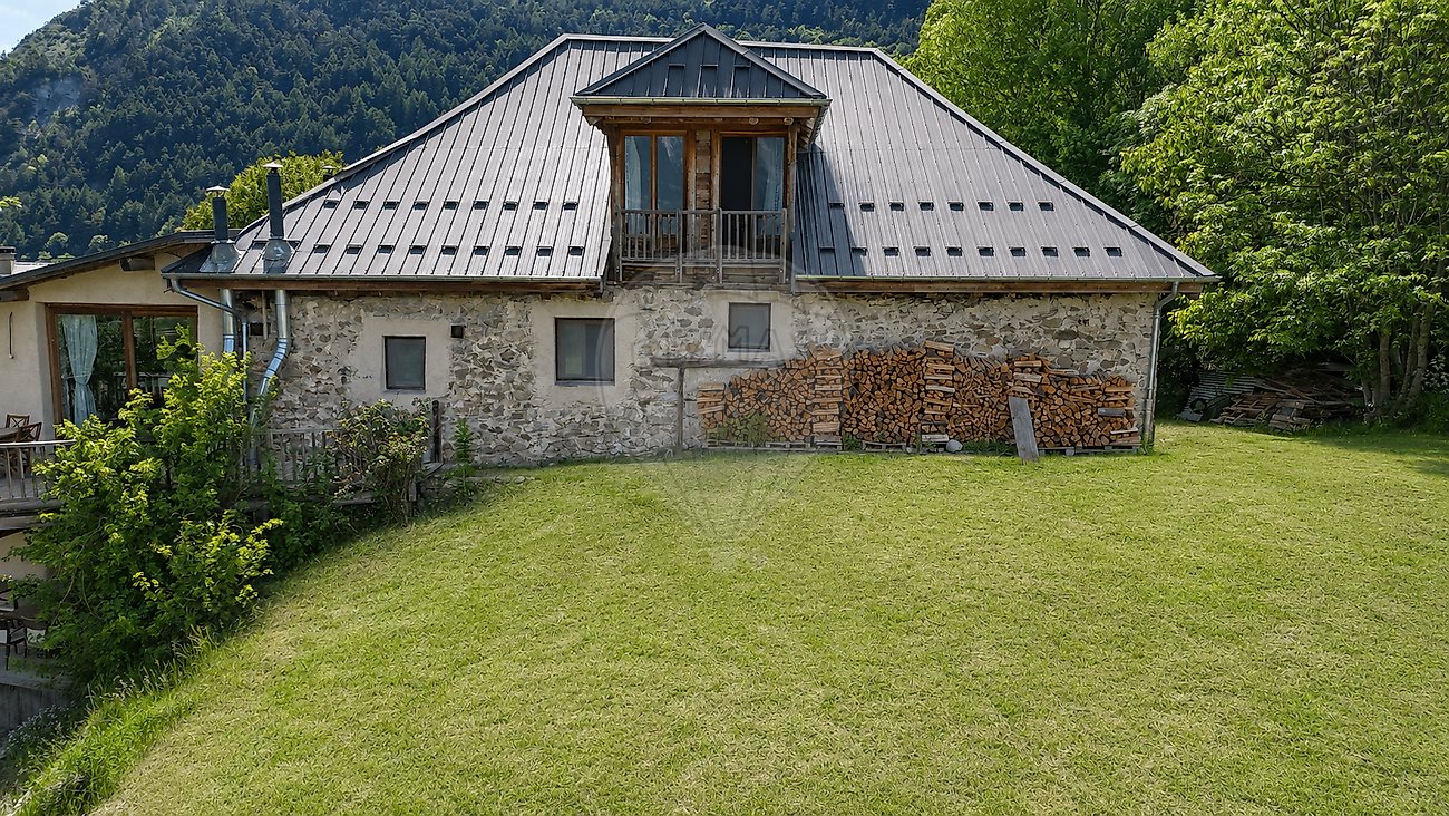 Maison à vendre, 347m², Châteauroux-les-Alpes