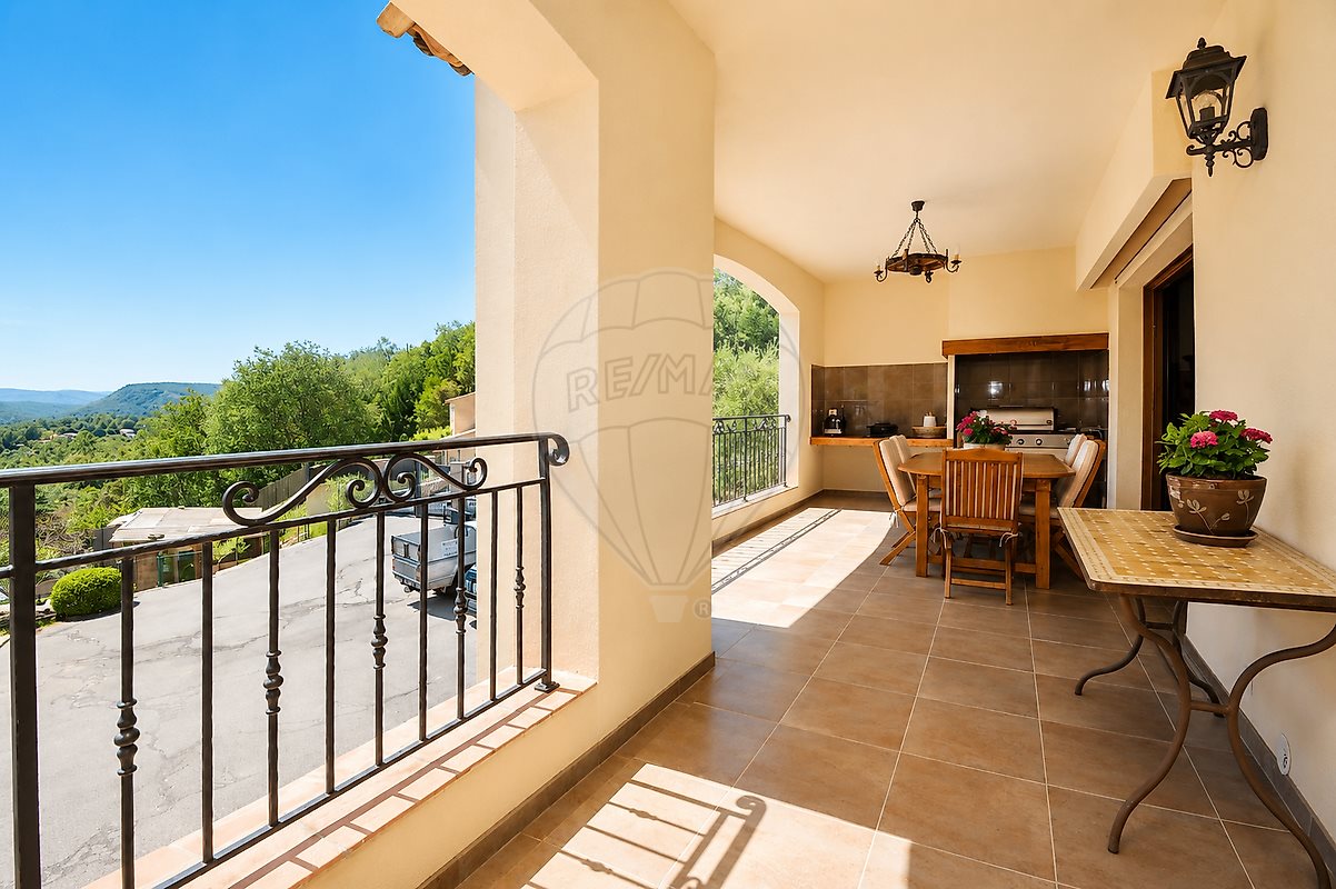 Maison à vendre, 182m², Coursegoules