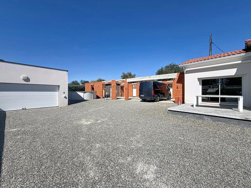 Maison 5 pièces 225 m² · à Toulouse · 225 m² · 430 000 €