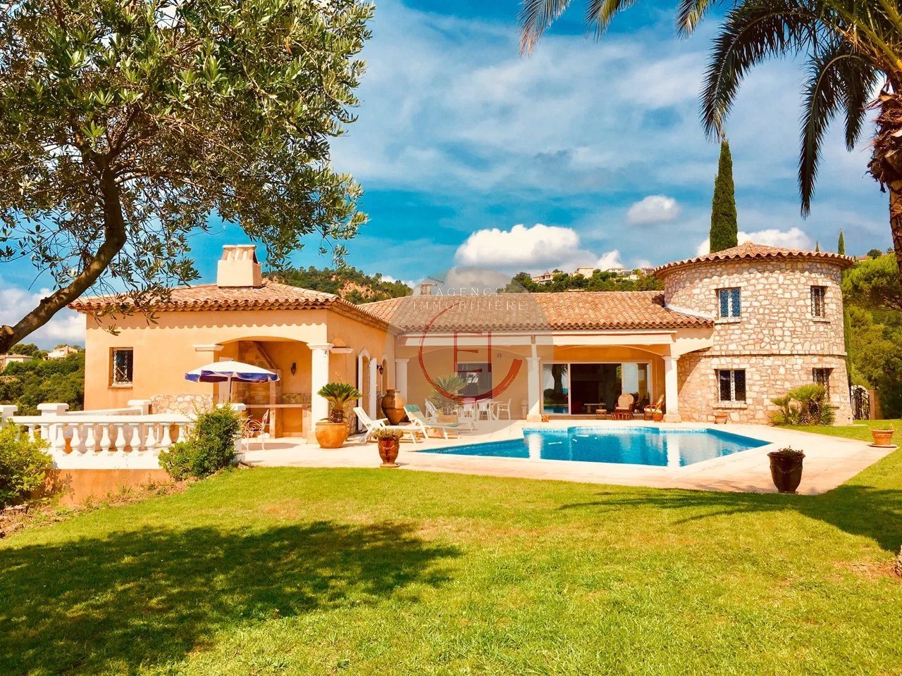 Maison à vendre, 304m², Les Adrets-de-l'Estérel