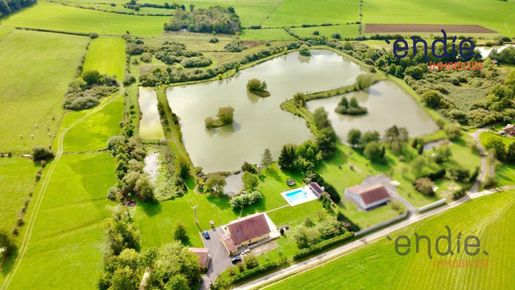 Maison 8 pièces 275 m² · à Arpenans · 275 m² · 1 250 000 €
