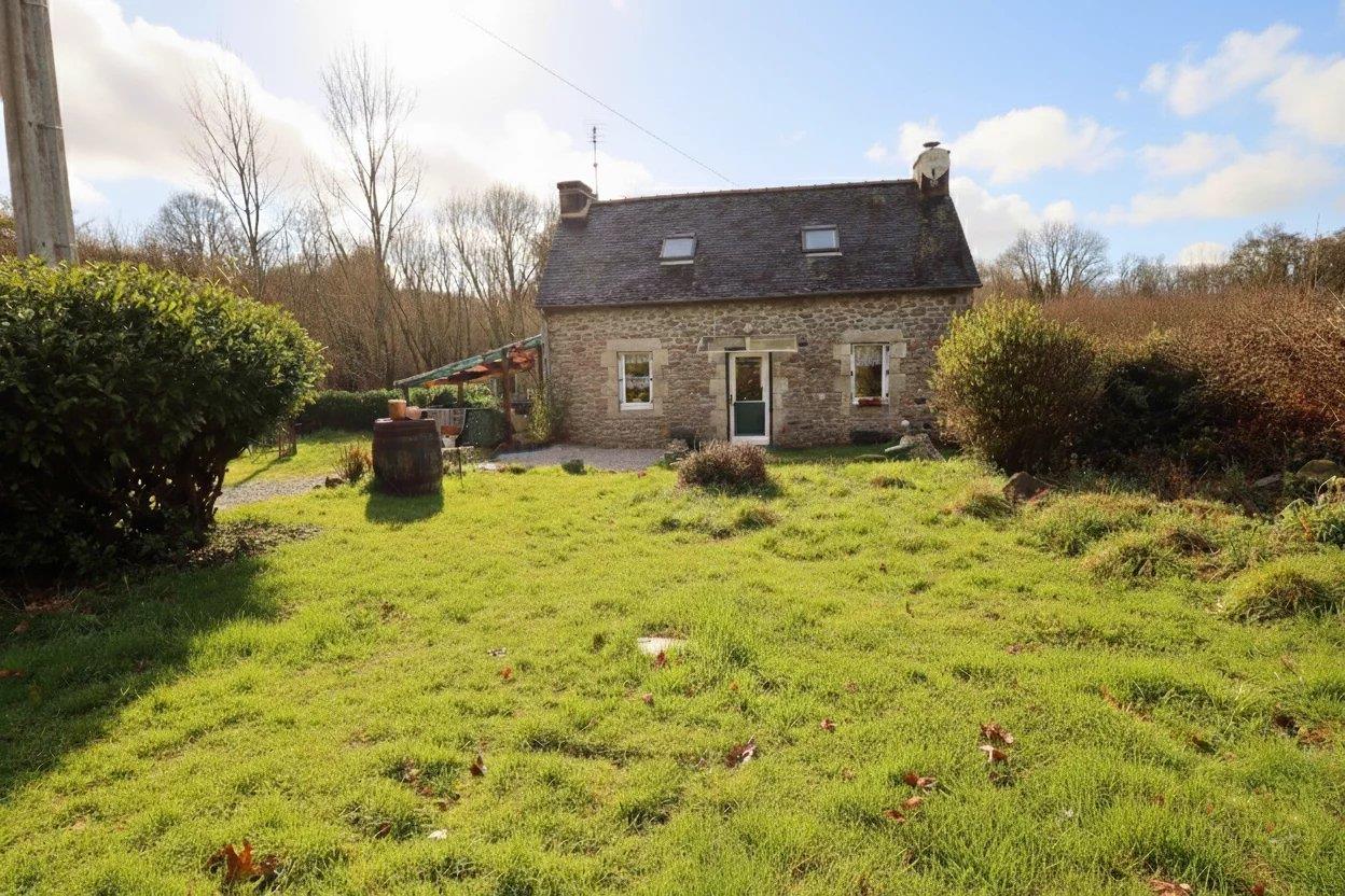 Maison à vendre, 77m², Glomel