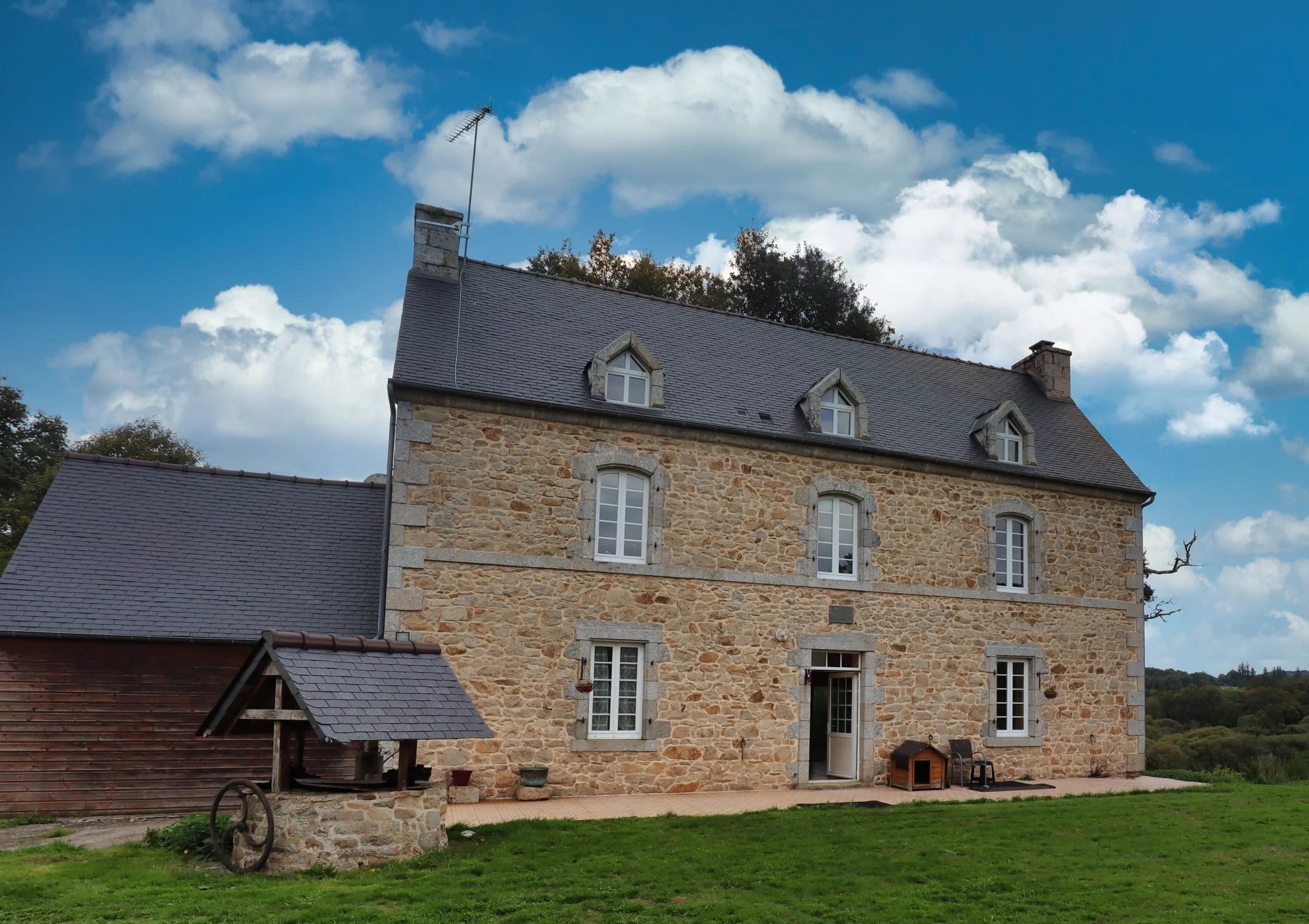 Maison à vendre, 170m², Glomel