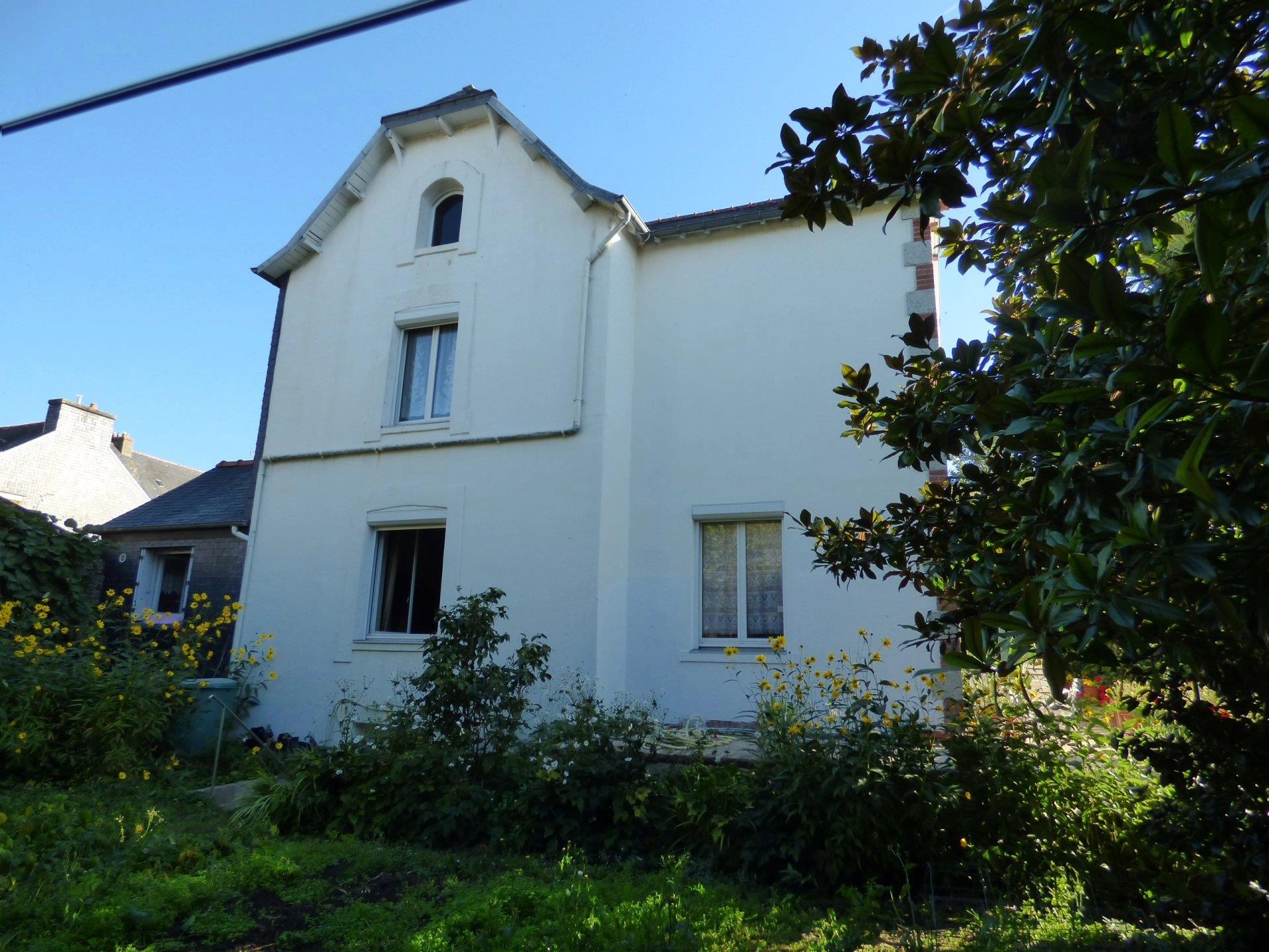 Maison à vendre, 134m², Carhaix-Plouguer