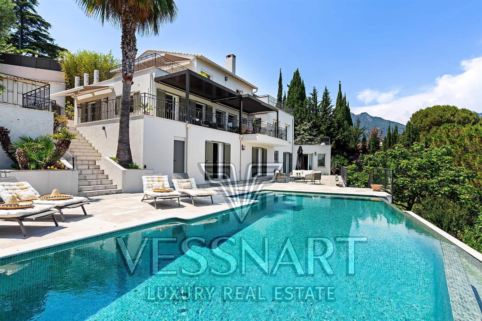 Maison à vendre, 375m², Roquebrune-Cap-Martin