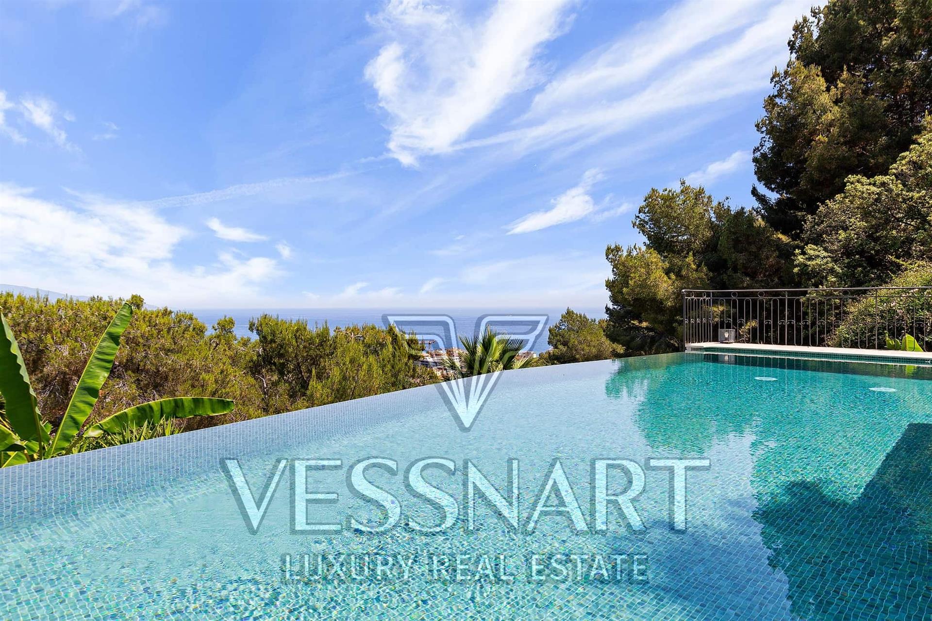 Maison à vendre, 375m², Roquebrune-Cap-Martin