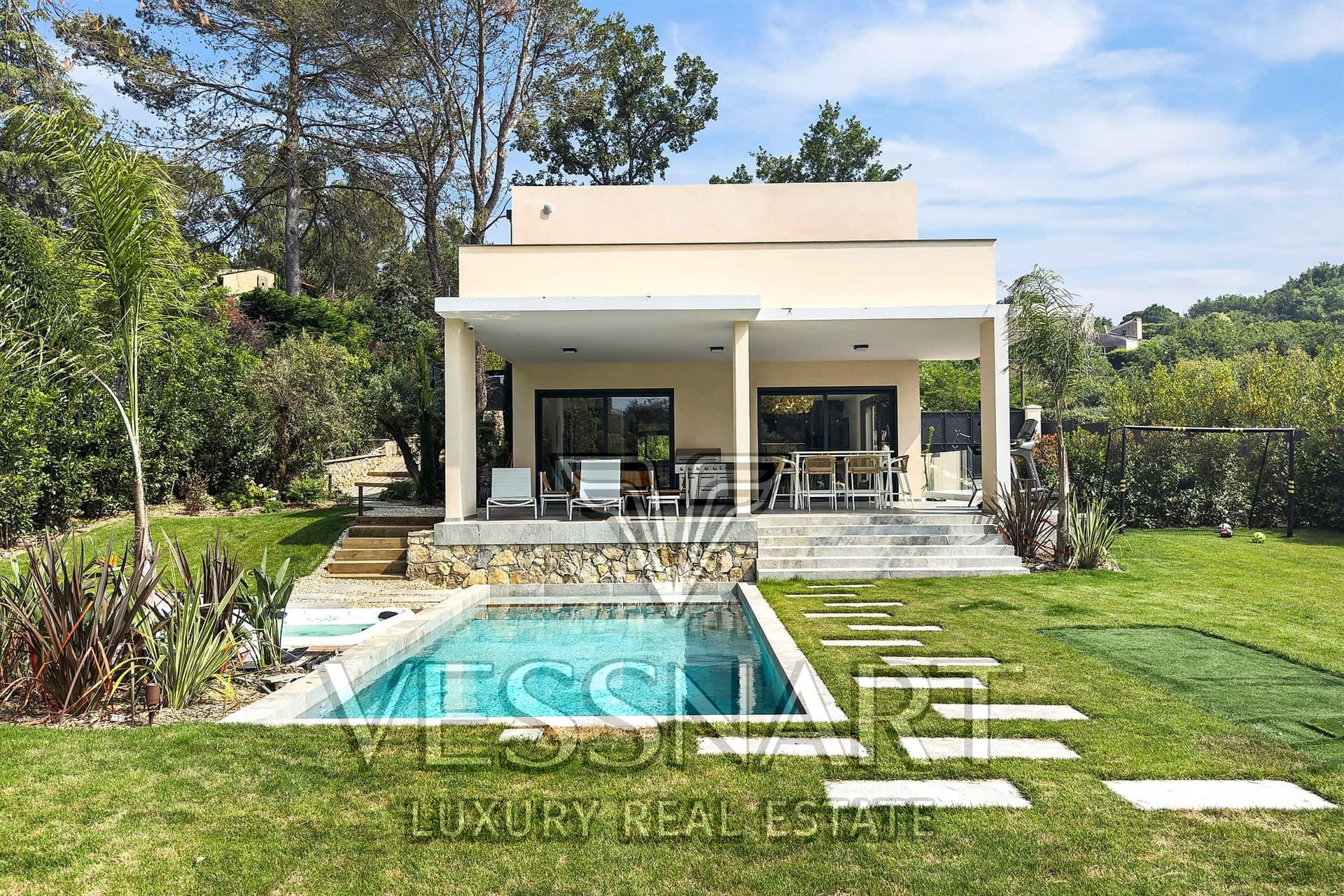 Maison à vendre, 209m², Valbonne
