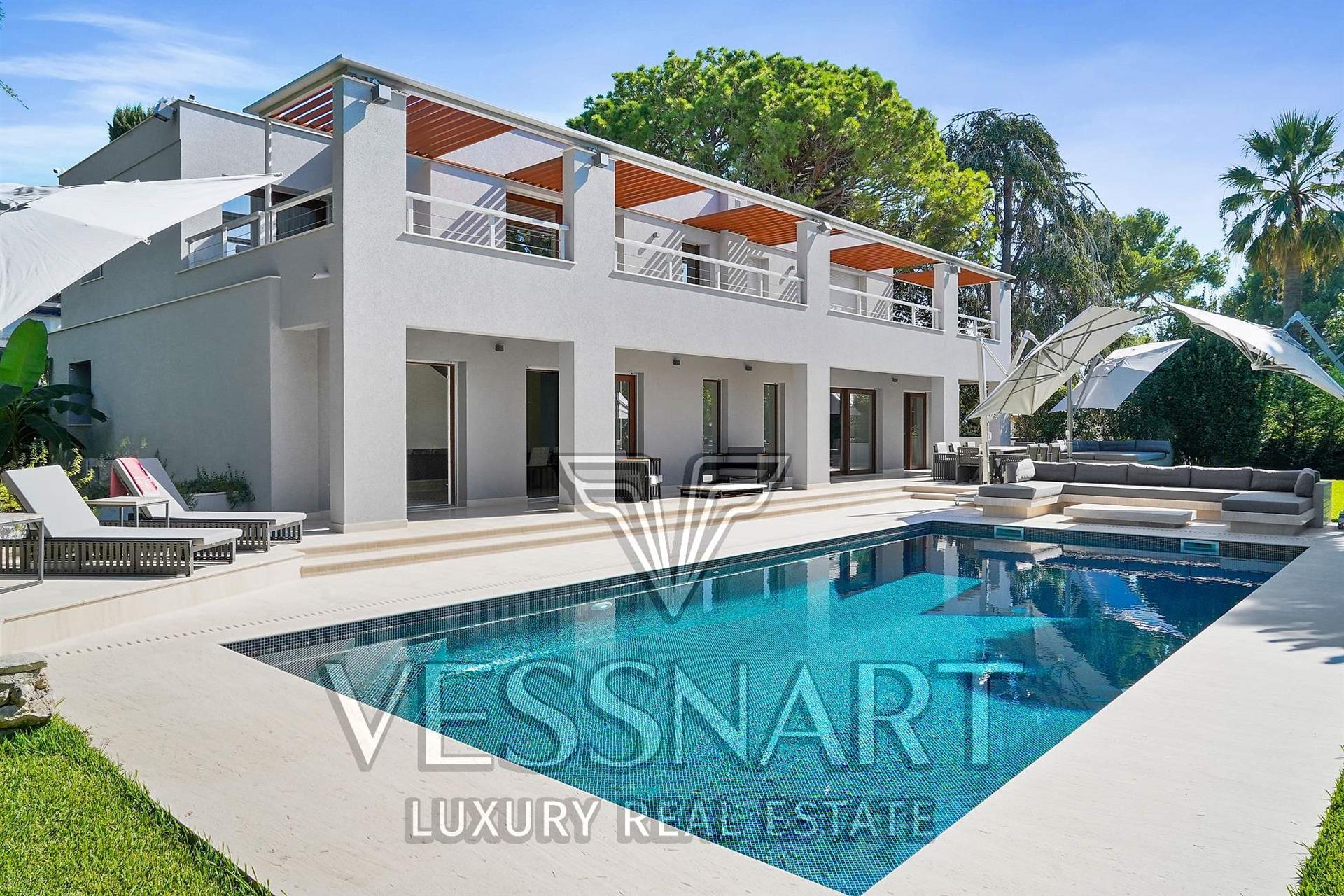 Maison à vendre, 400m², Saint-Jean-Cap-Ferrat