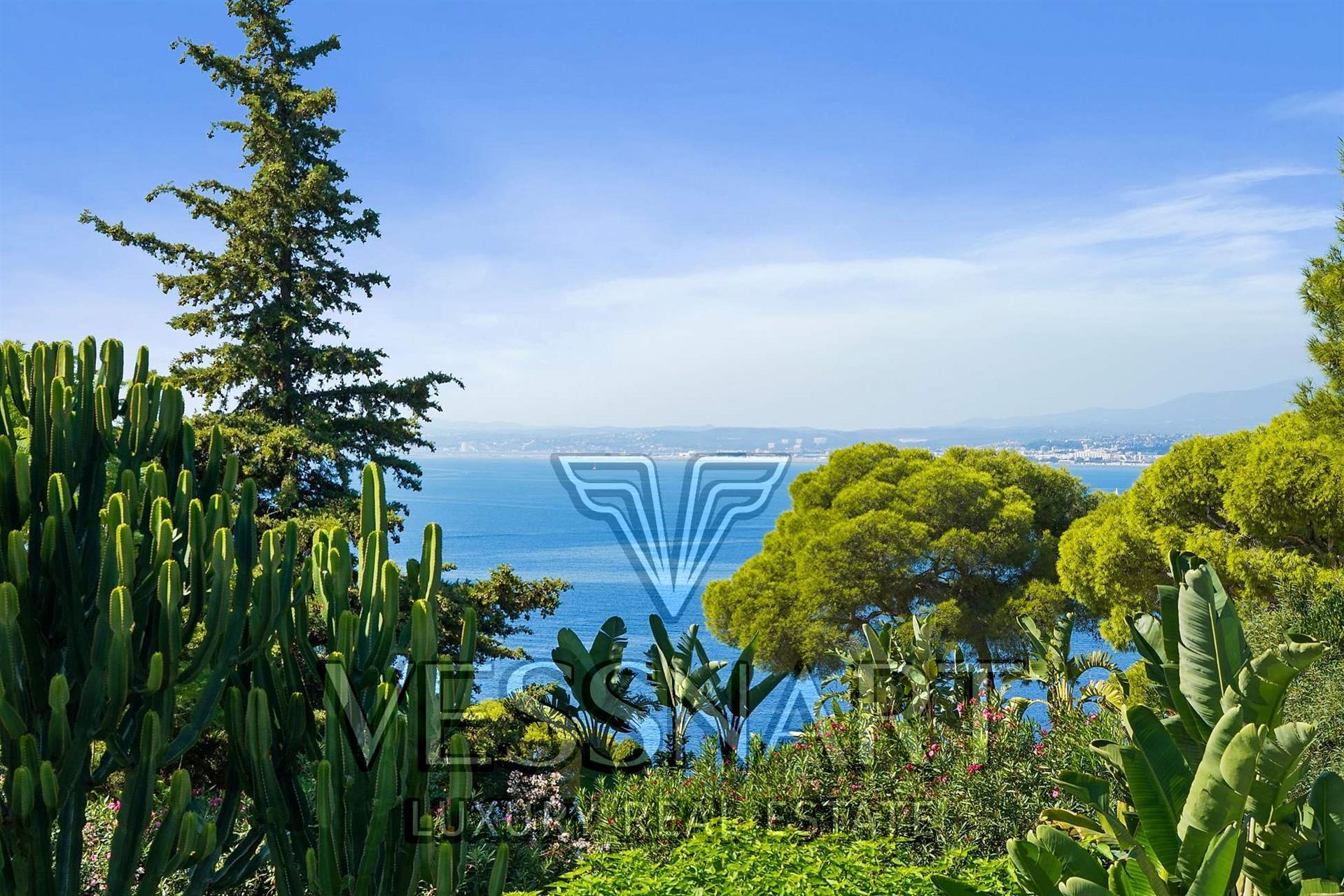 Maison à vendre, 400m², Saint-Jean-Cap-Ferrat