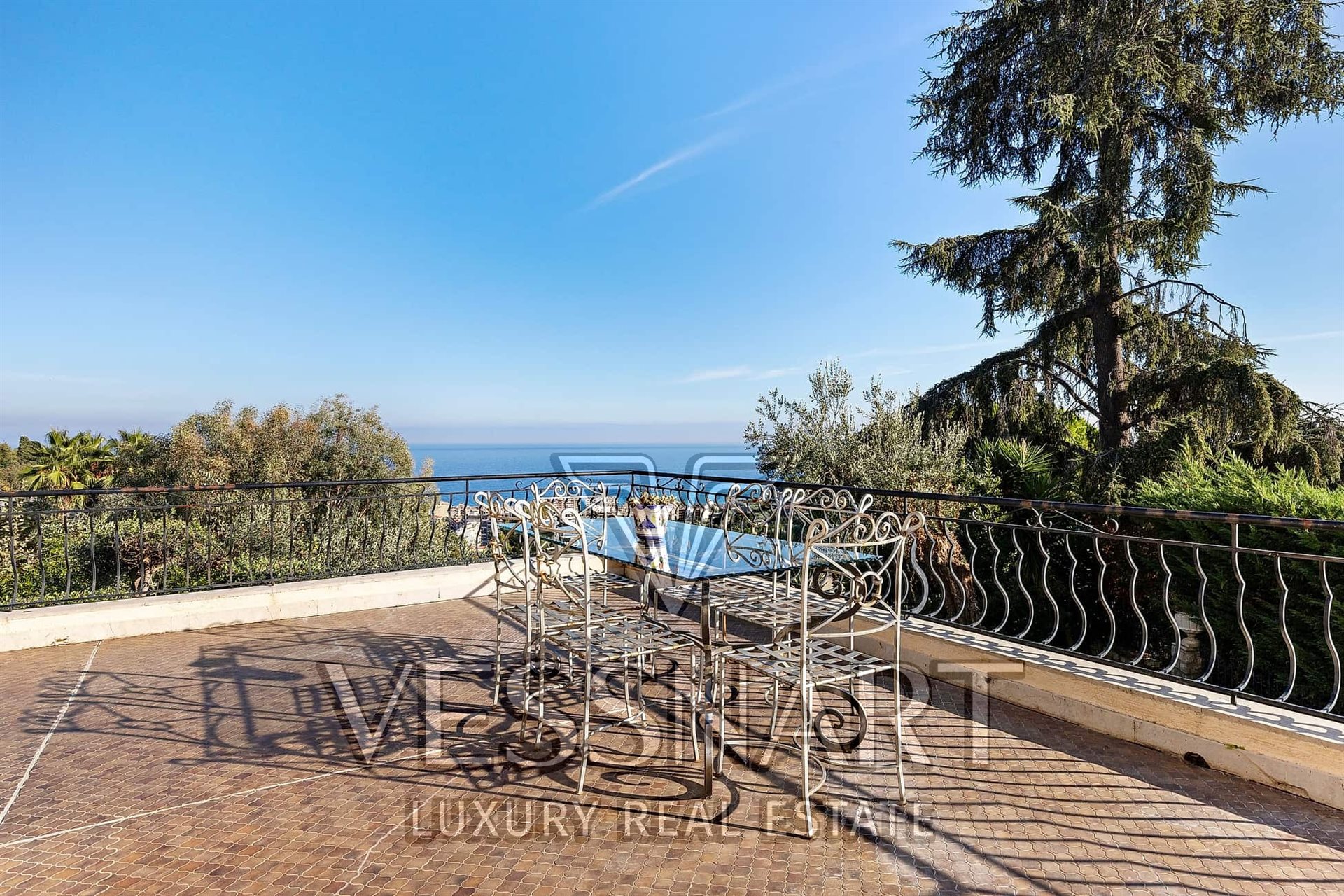 Maison à vendre, 365m², Roquebrune-Cap-Martin