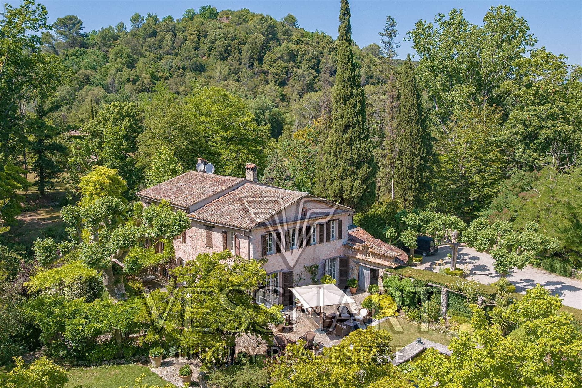 Maison à vendre, 564m², Mouans-Sartoux
