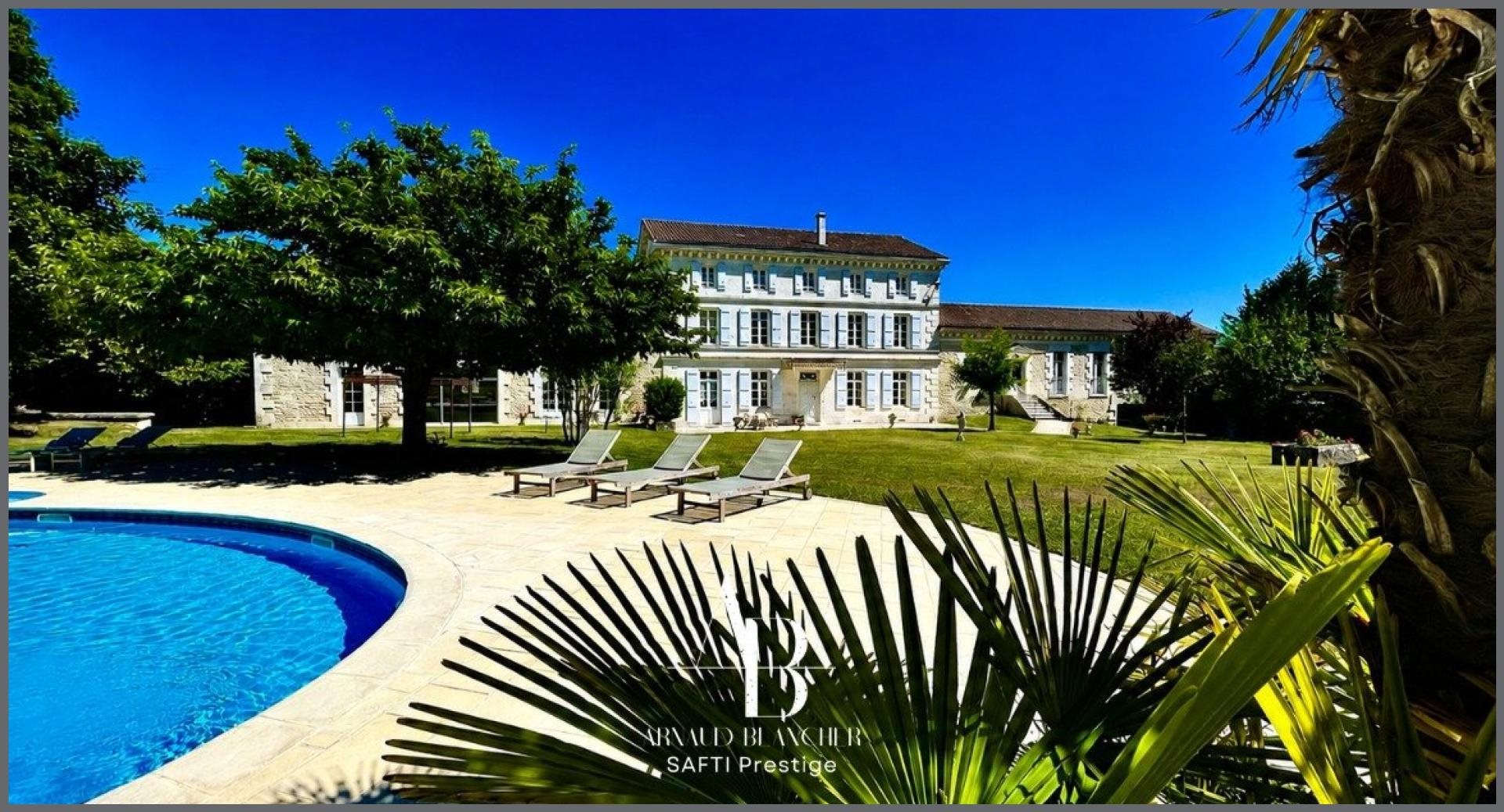 Maison à vendre, 620m², Angoulême