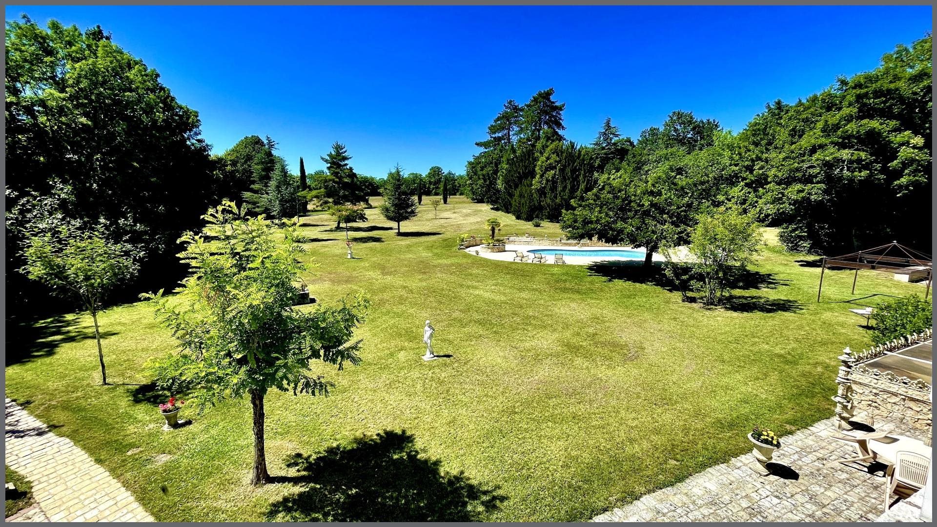 Maison à vendre, 620m², Angoulême