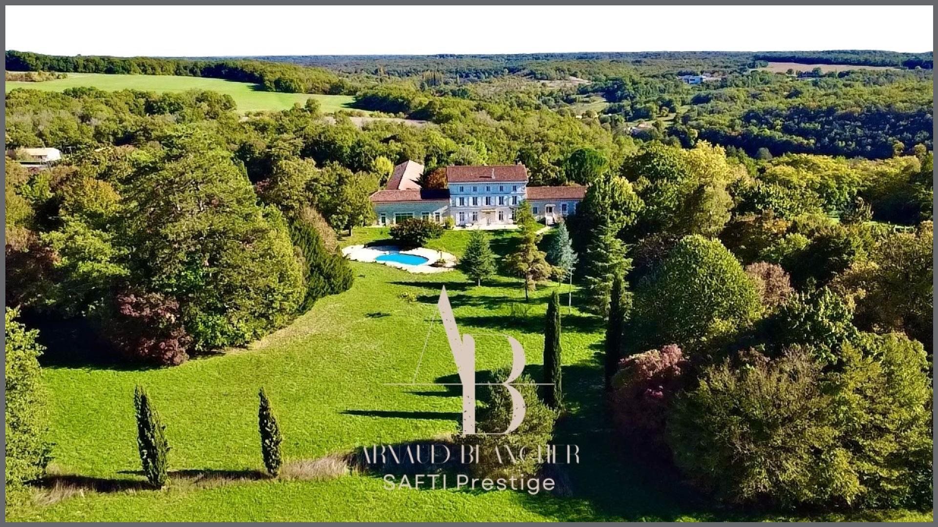 Maison à vendre, 620m², Angoulême