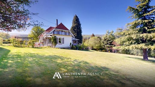 Maison 8 pièces 242 m² · au Hohwald · 242 m² · 895 000 €