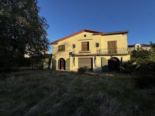 Maison 8 pièces 223 m² · à Mazamet · 223 m² · 209 000 €