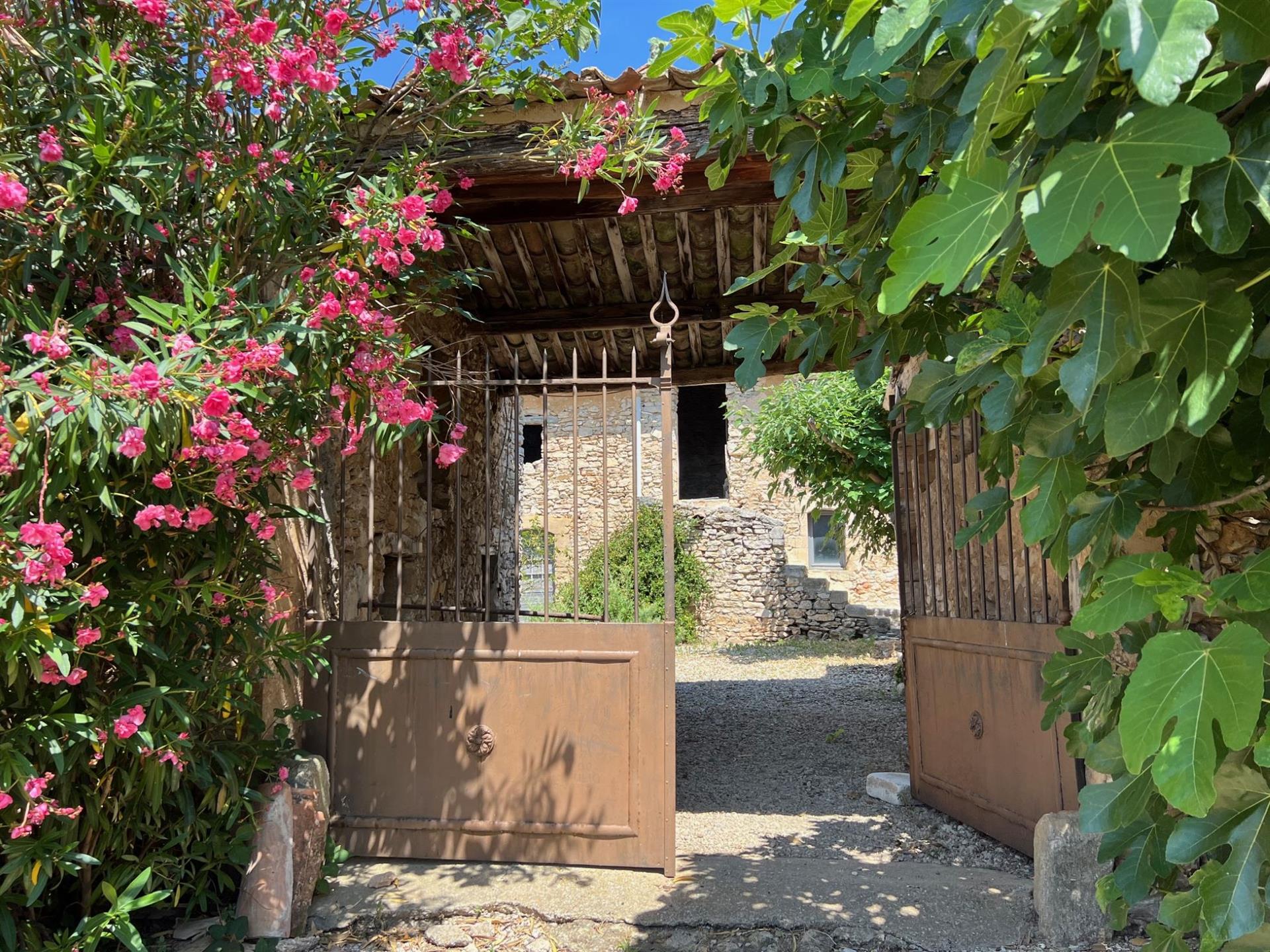 Maison à vendre, 350m², Gordes