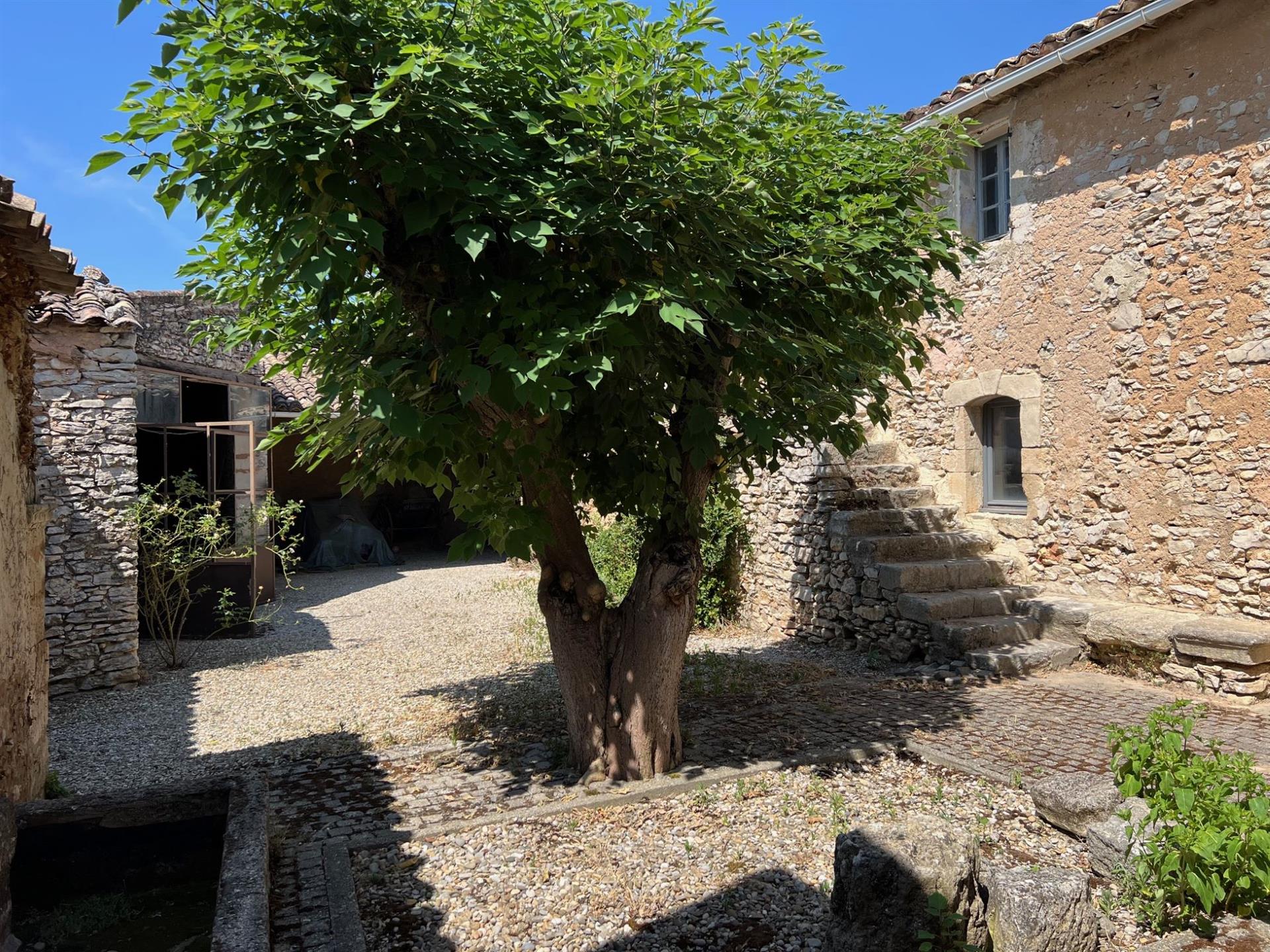 Maison à vendre, 350m², Gordes