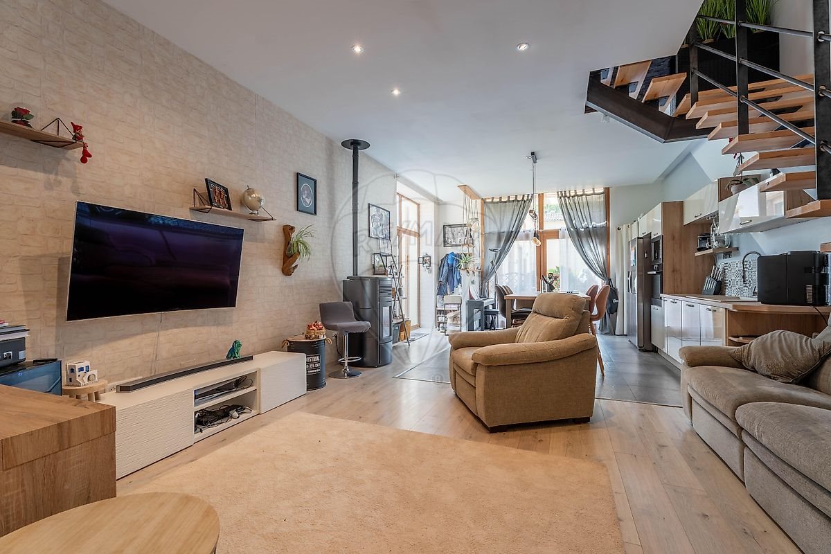 Maison à vendre, 95m², Arnas