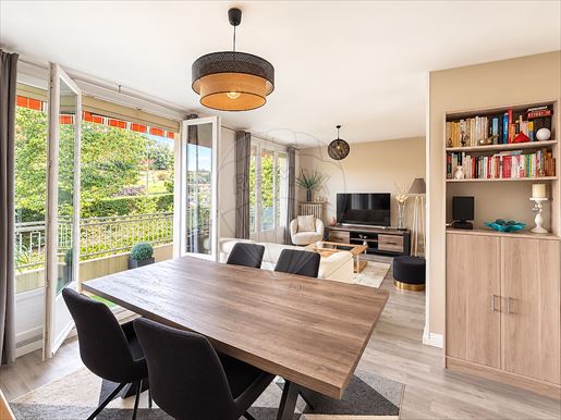 Appartement 4 pièces 65 m² · à Pierre-Bénite · 65 m² · 245 000 €