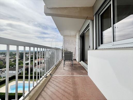 Appartement 5 pièces 98 m² · à Villefranche-sur-Saône · 98 m² · 310 000 €