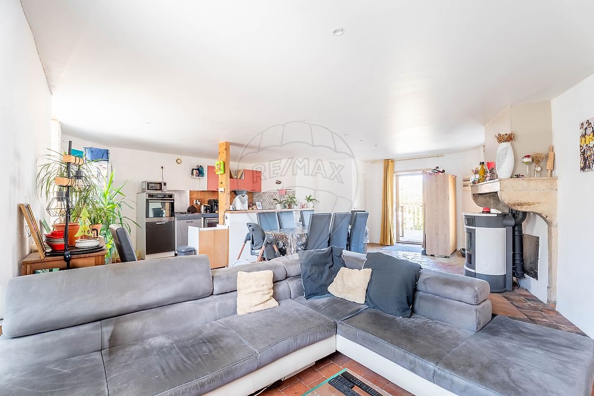 Maison à vendre, 108m², Vaux-en-Beaujolais