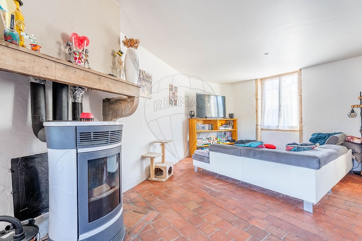 Maison à vendre, 108m², Vaux-en-Beaujolais
