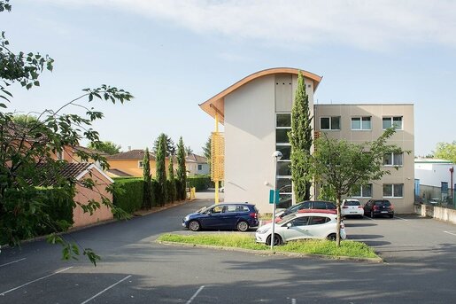 Local commercial 5 pièces 93 m² · à Trévoux · 93 m² · 235 000 €