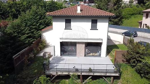 Maison 4 pièces 88 m² · à Jassans-Riottier · 88 m² · 335 000 €
