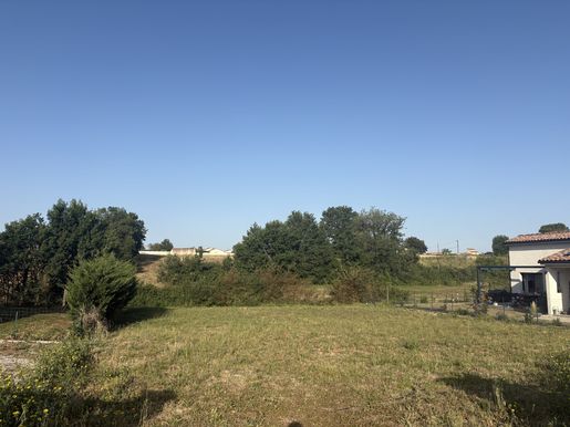 Terrain, terrain 610 m² — Revel (Haute-Garonne) · 65 000 €