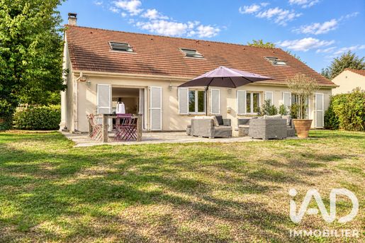 Maison 7 pièces 200 m² · à Louveciennes · 200 m² · 1 145 000 €