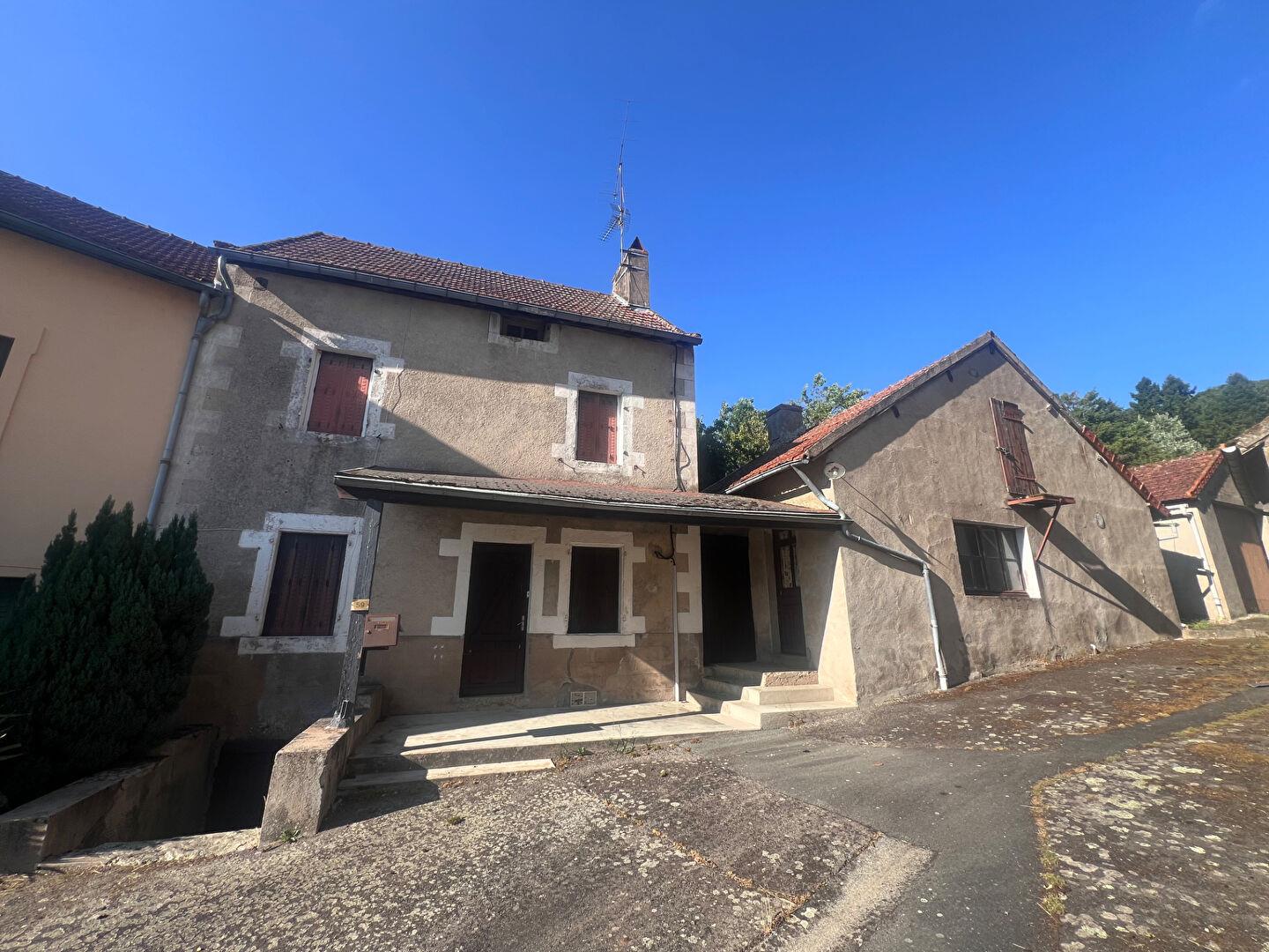Maison à vendre, 77m², Charbonnat